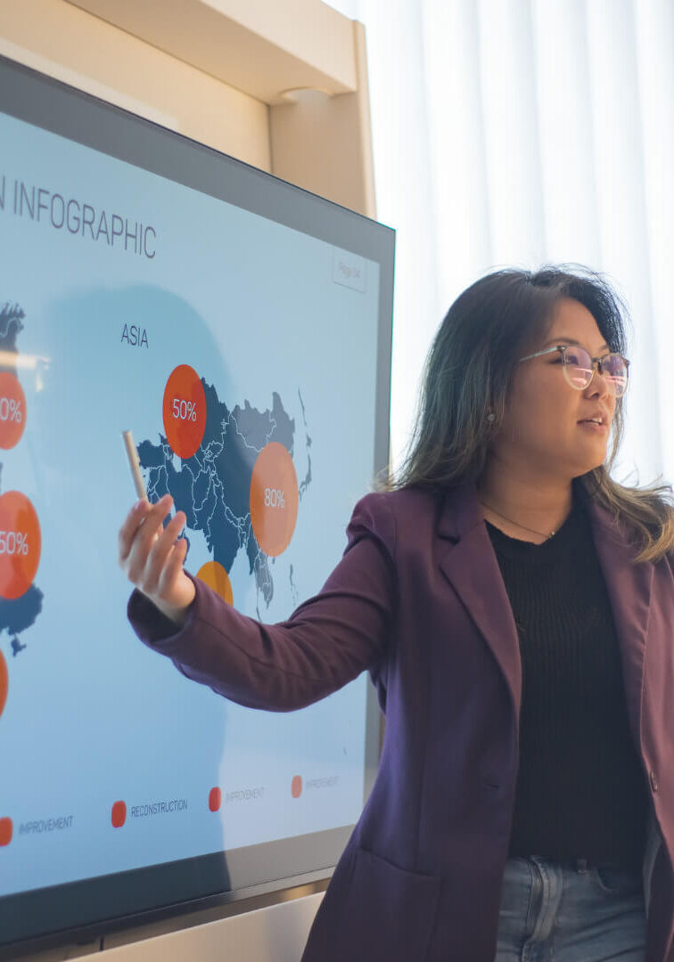 Web image Research Symposium Web image Research Symposium